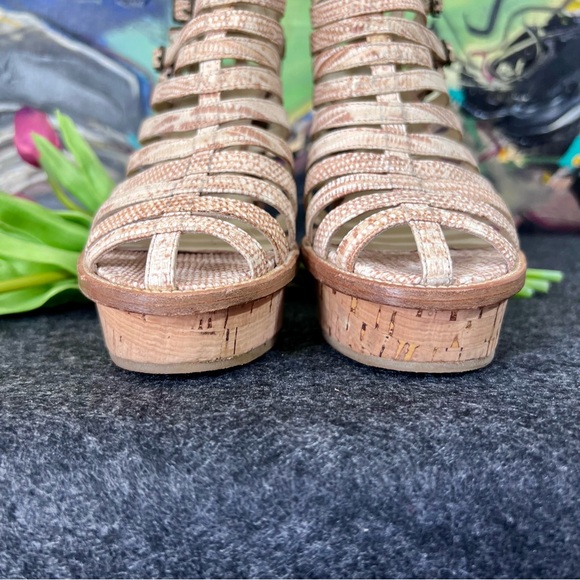 Opening Ceremony-Platform Caged Straps Buckled Sandals-7 NEW CONDITION - Picture 8 of 10